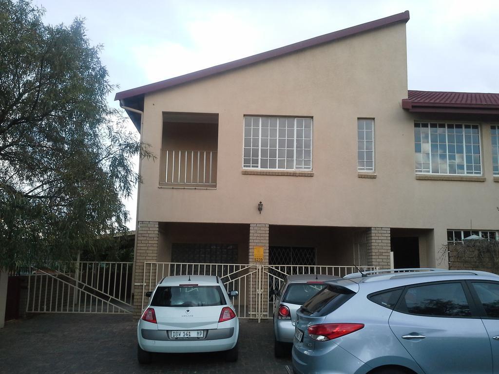 De Zevende Hemel Guesthouse سيكوندا المظهر الخارجي الصورة